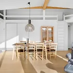 Lovely In With Kitchen *