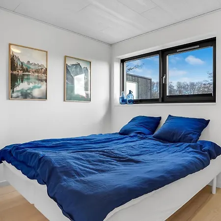 Lovely In With Kitchen *