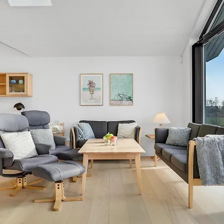 Holiday home Lovely In With Kitchen Glesborg