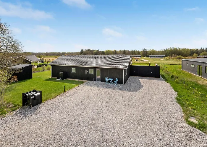 Lovely In With Kitchen