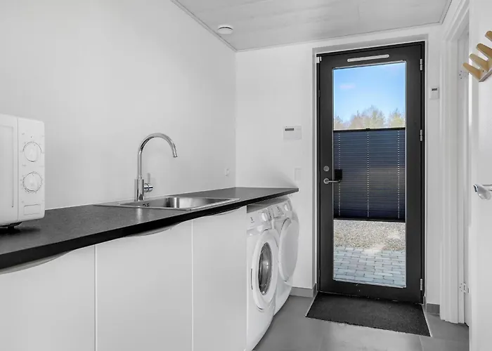 Lovely In With Kitchen Hébergement de vacances