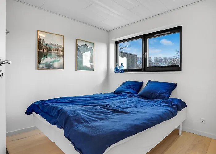 Lovely In With Kitchen *